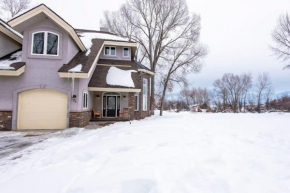 Aspen Pointe Glass House on Ski Hill Road, Driggs
